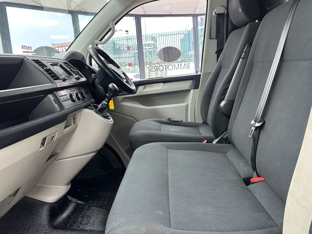 Used Volkswagen Transporter 2017 for sale - 77037689: Photo 48
