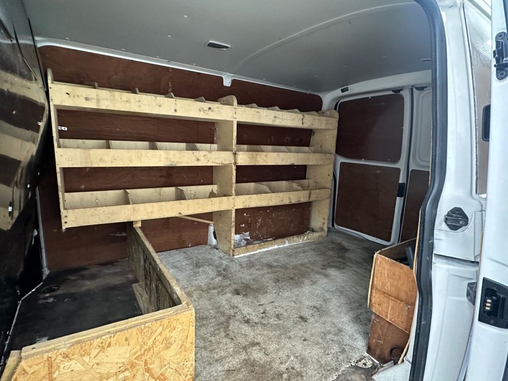 Used Volkswagen Transporter 2017 for sale - 77037689: Photo 50