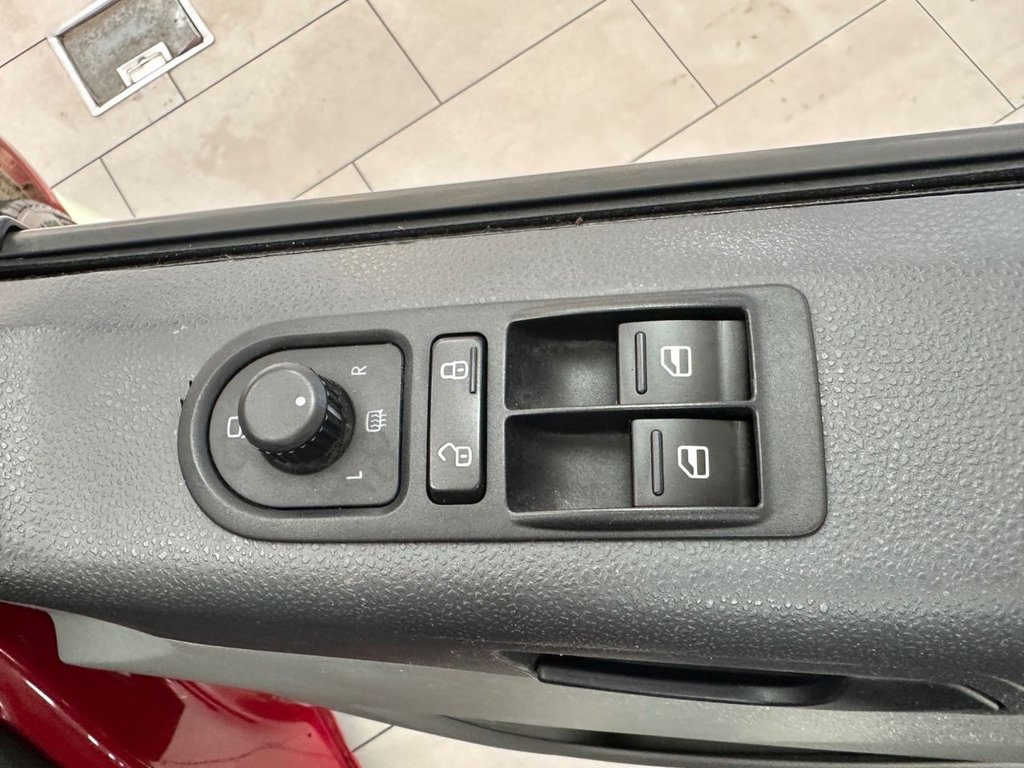 Used Volkswagen Transporter 2014 for sale - 77394506: Photo 26