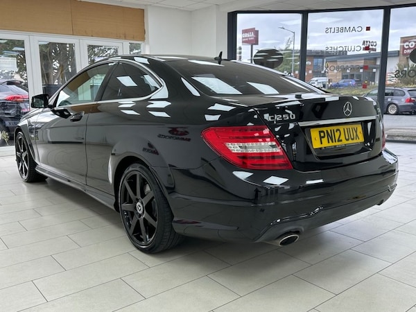 Used Mercedes-Benz C-Class 2012 for sale - 76210471: Photo 11