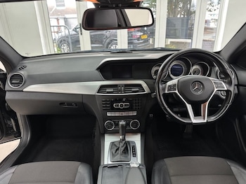 Used Mercedes-Benz C-Class 2012 for sale - 76210471: Photo