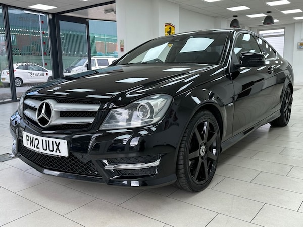 Used Mercedes-Benz C-Class 2012 for sale - 76210471: Photo 9
