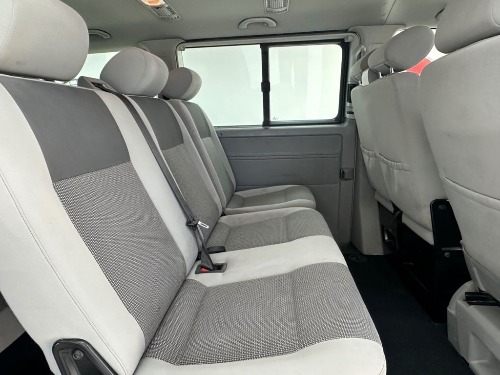 Used Volkswagen Transporter Shuttle 2010 for sale - 78110436: Photo 30