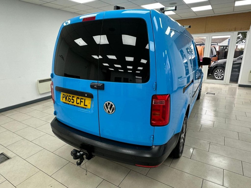 Used Volkswagen Caddy Maxi 2015 for sale - 77748352: Photo 15