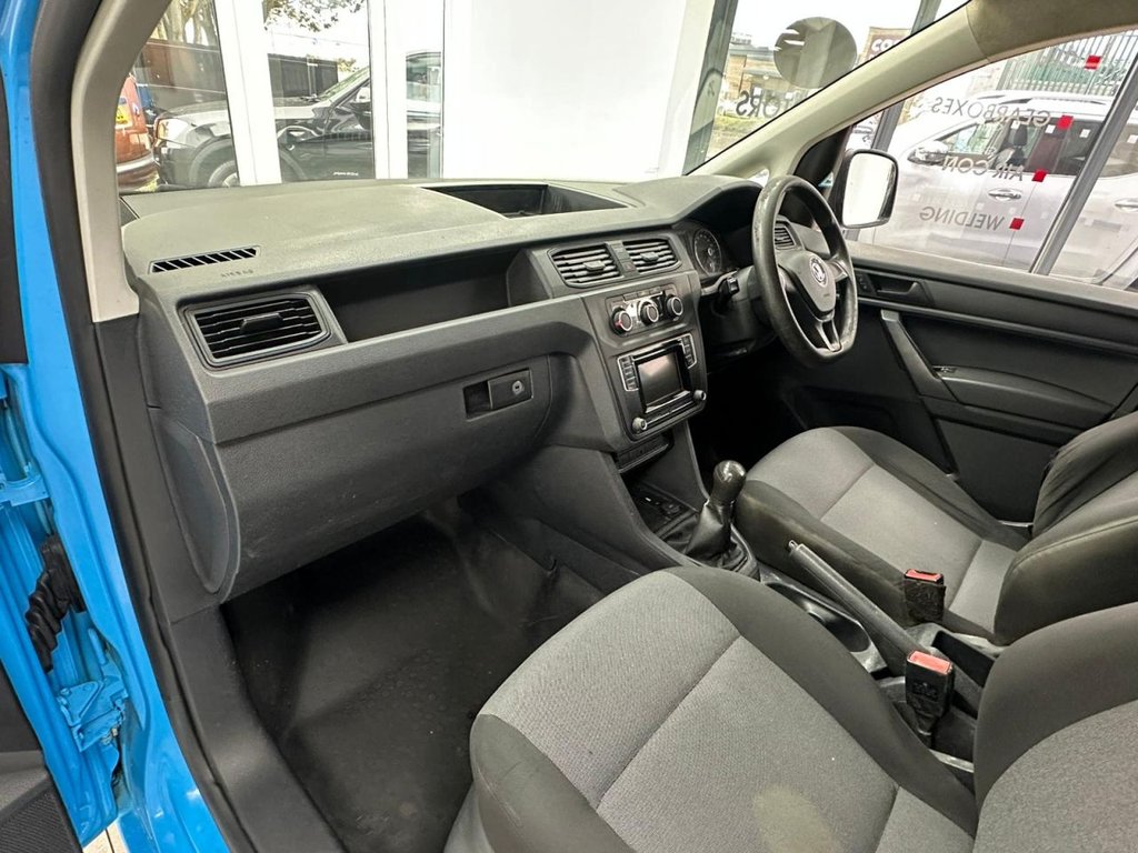 Used Volkswagen Caddy Maxi 2015 for sale - 77748352: Photo 26