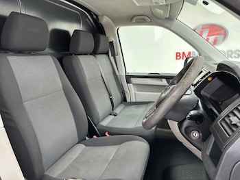 Used Volkswagen Transporter 2019 for sale - 75503133: Photo