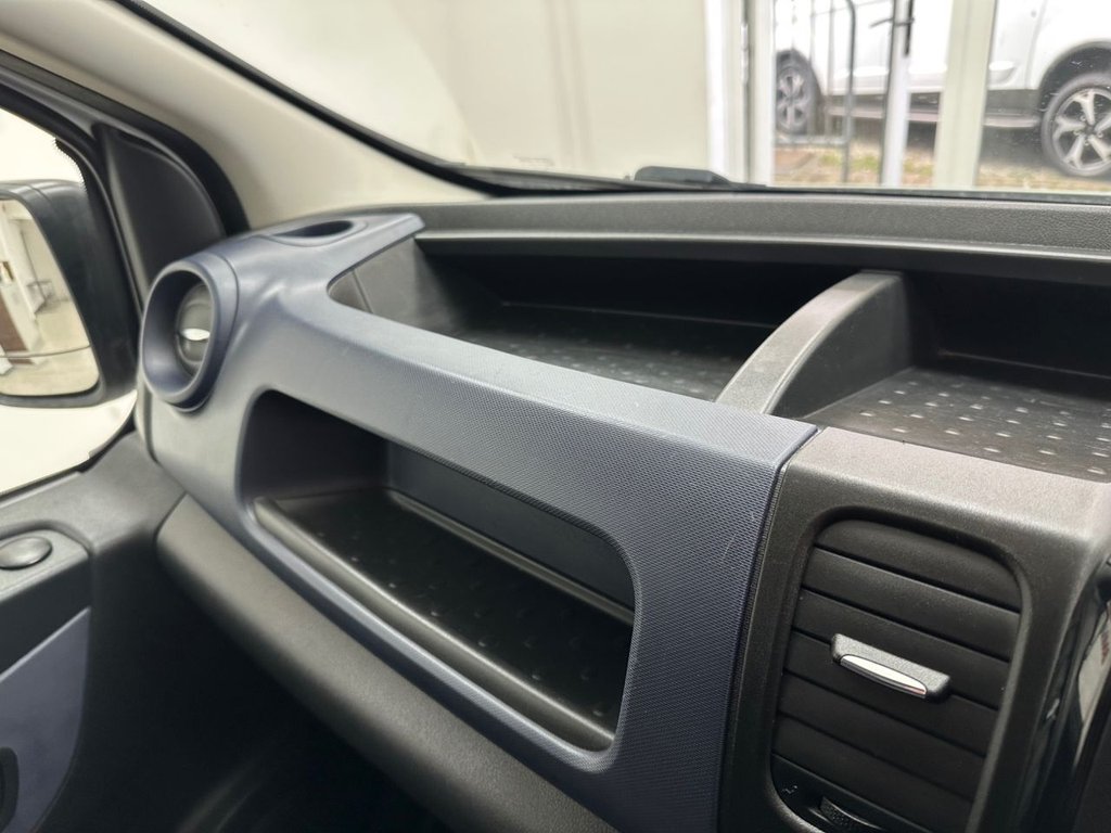 Used Vauxhall Vivaro 2018 for sale - 77092190: Photo 25