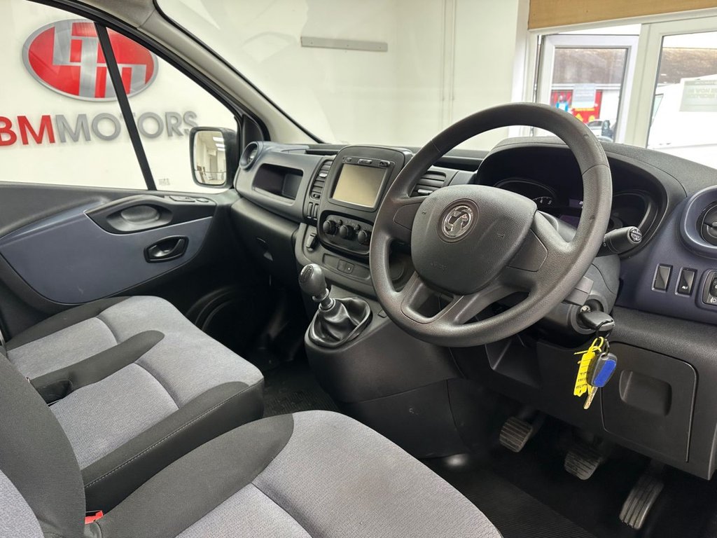 Used Vauxhall Vivaro 2018 for sale - 77092190: Photo 3