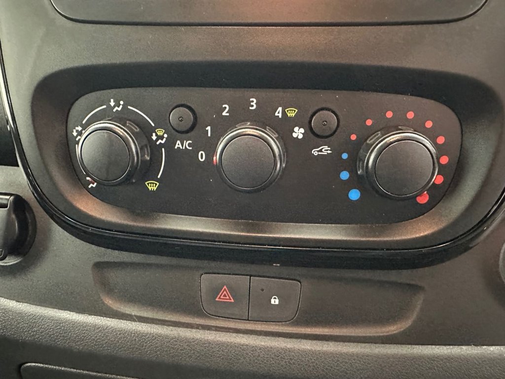 Used Vauxhall Vivaro 2018 for sale - 77092190: Photo 35