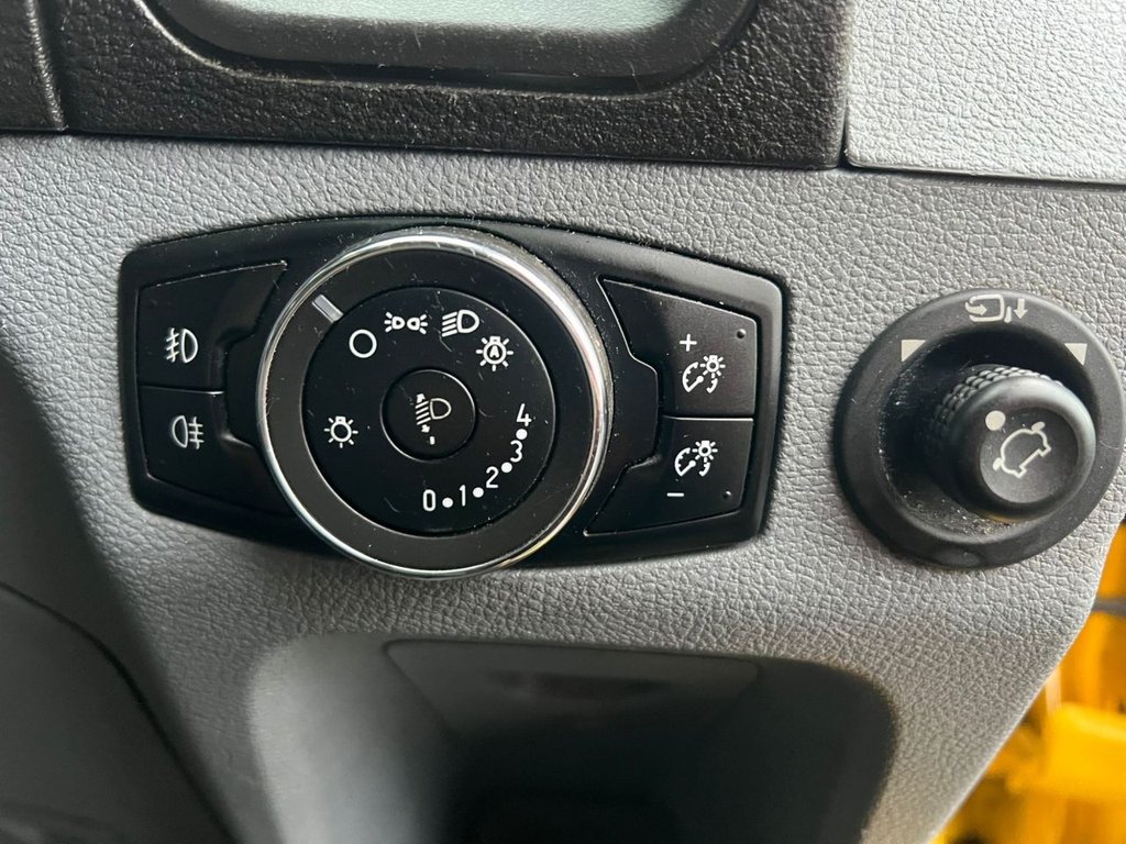 Used Ford Transit 2015 for sale - 76595924: Photo 25