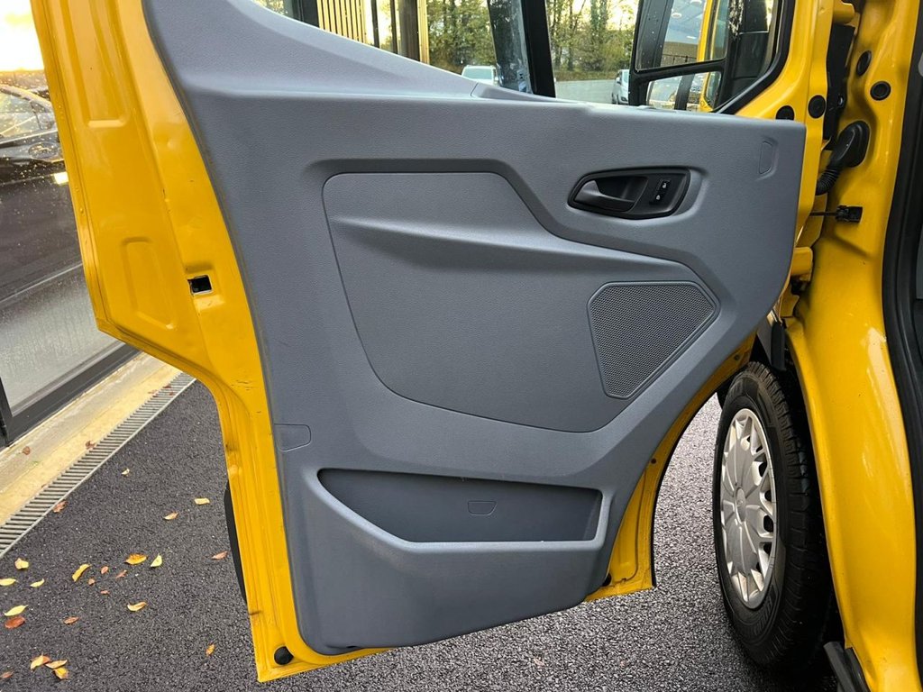 Used Ford Transit 2015 for sale - 76595924: Photo 40