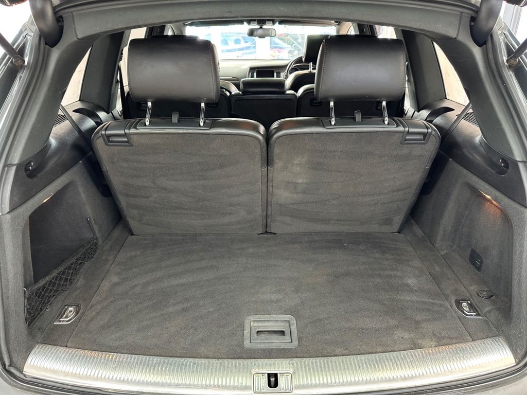Used Audi Q7 2012 for sale - 76132376: Photo 27