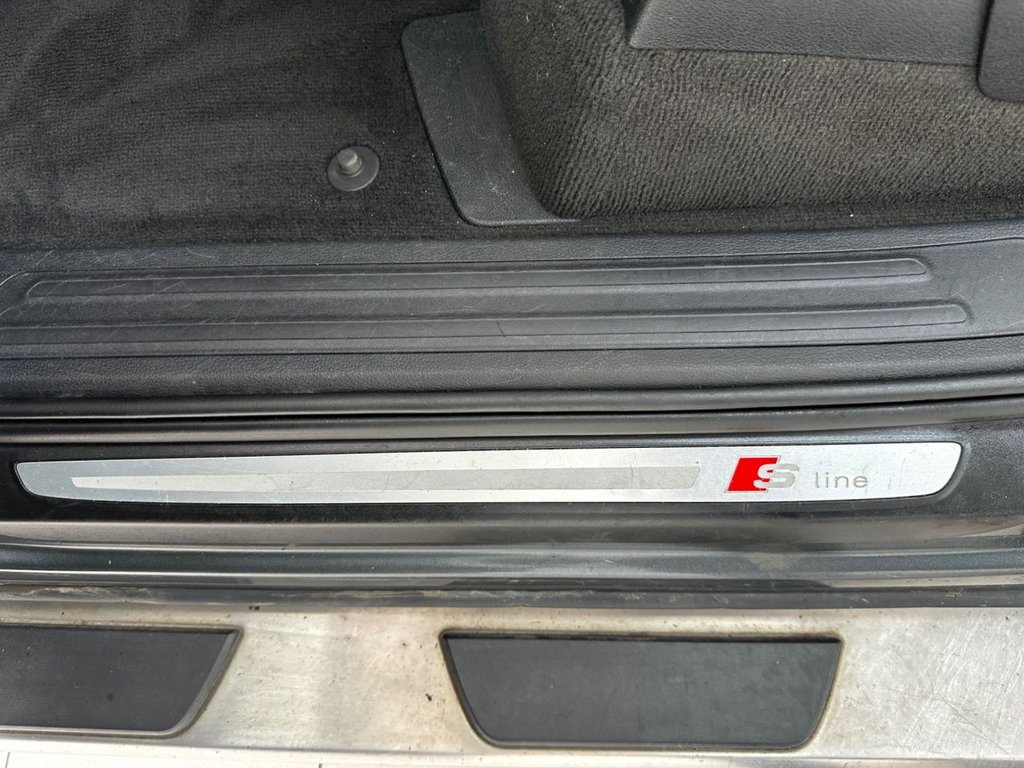 Used Audi Q7 2012 for sale - 76132376: Photo 32