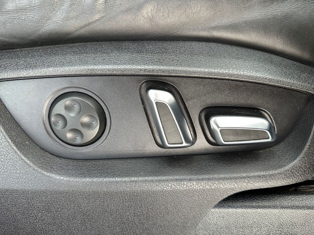 Used Audi Q7 2012 for sale - 76132376: Photo 41