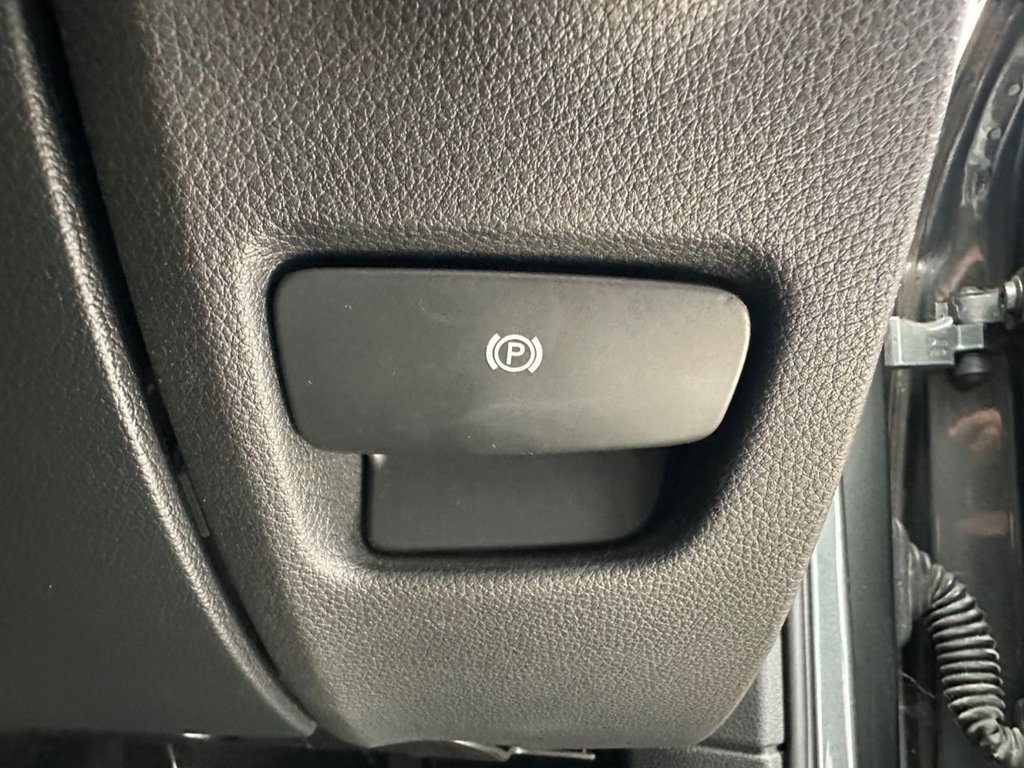 Used Audi Q7 2012 for sale - 76132376: Photo 44