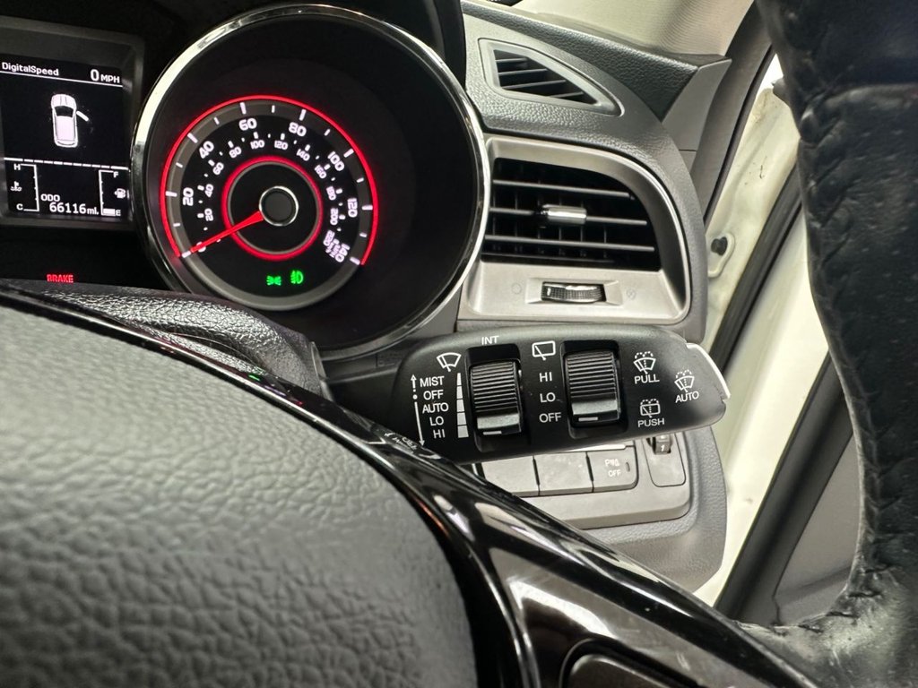 Used Ssangyong Tivoli 2018 for sale - 76923550: Photo 30