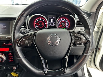 Used Ssangyong Tivoli 2018 for sale - 76923550: Photo