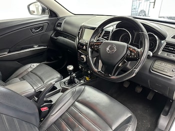 Used Ssangyong Tivoli 2018 for sale - 76923550: Photo