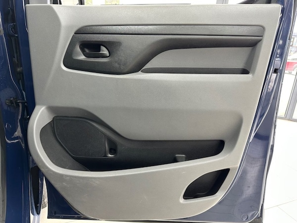 Used Toyota ProAce 2017 for sale - 76147340: Photo 41