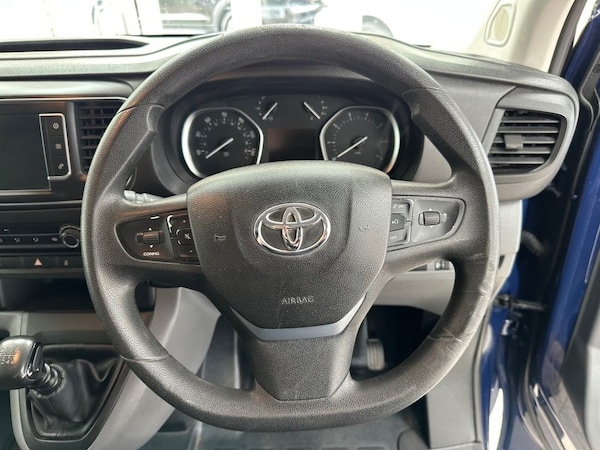 Used Toyota ProAce 2017 for sale - 76147340: Photo 48