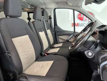 Used Ford Tourneo Custom 2017 for sale - 74542587: Photo
