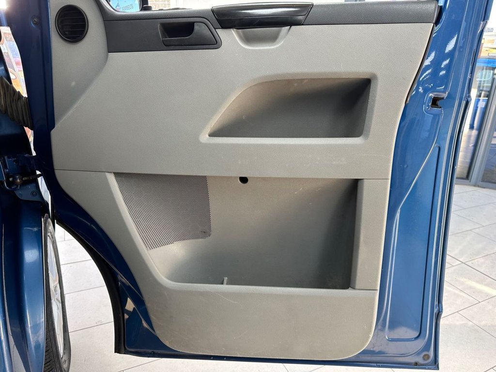 Used Volkswagen Transporter 2014 for sale - 76454221: Photo 31