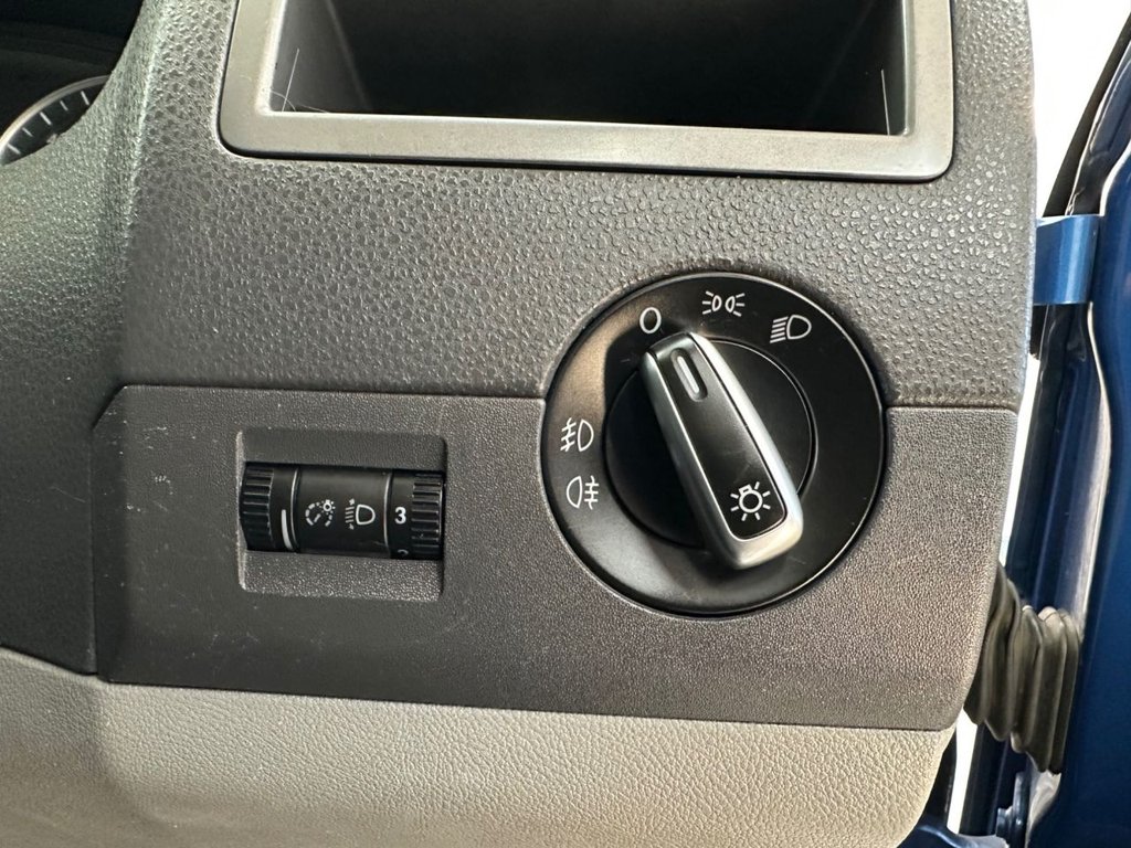 Used Volkswagen Transporter 2014 for sale - 76454221: Photo 34