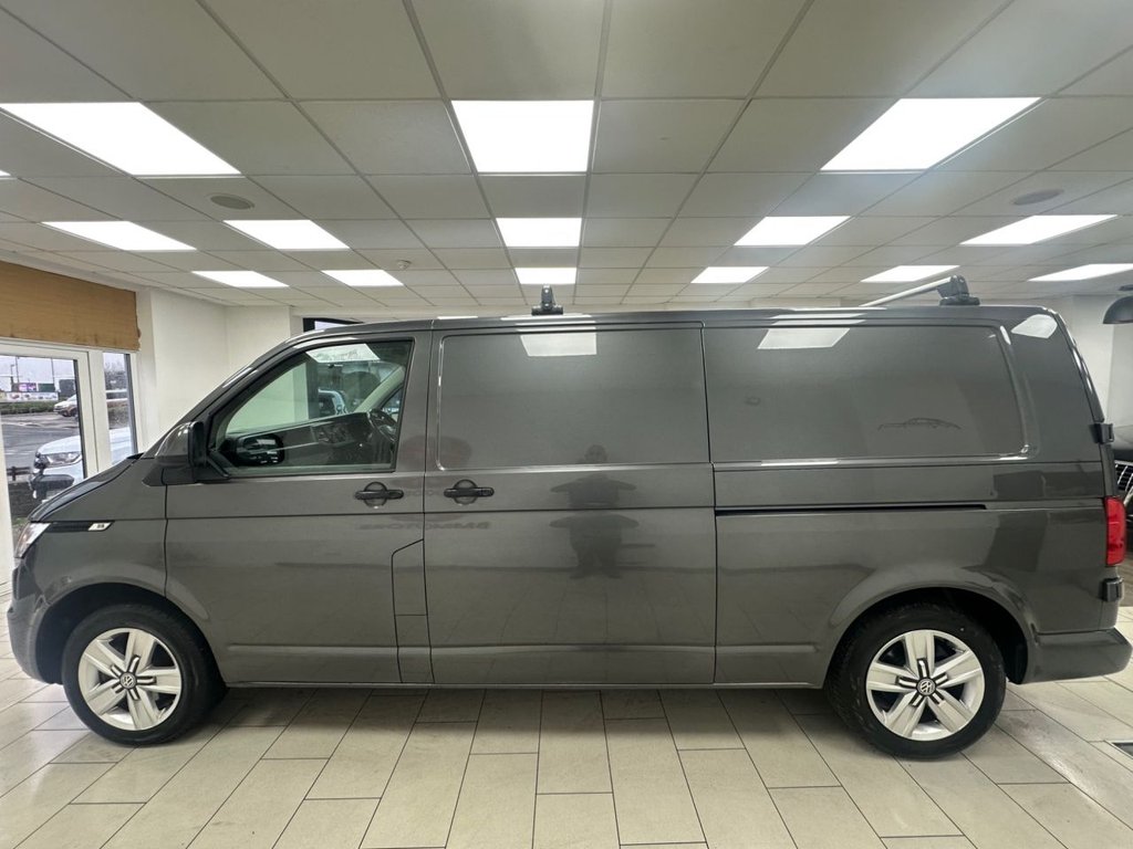 Used Volkswagen Transporter 2021 for sale - 77642198: Photo 10