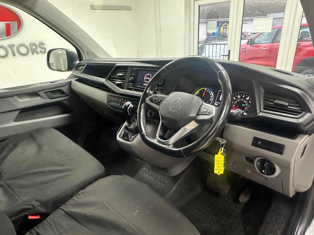 Used Volkswagen Transporter 2021 for sale - 77642198: Photo 2