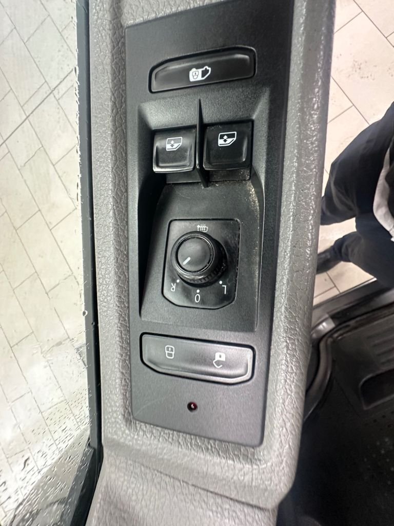 Used Volkswagen Transporter 2021 for sale - 77642198: Photo 33