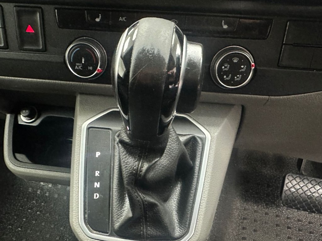 Used Volkswagen Transporter 2021 for sale - 77642198: Photo 42