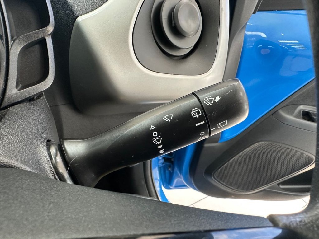 Used Peugeot 108 2016 for sale - 76266912: Photo 41