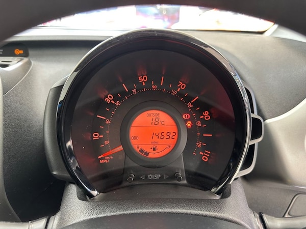 Used Peugeot 108 2016 for sale - 76266912: Photo 42