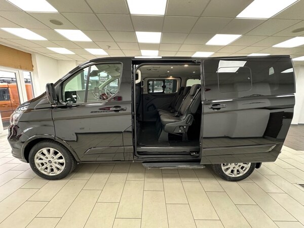 Used Ford Tourneo Custom 2020 for sale - 76297199: Photo 25