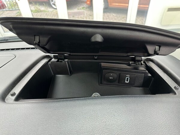 Used Ford Tourneo Custom 2020 for sale - 76297199: Photo 48