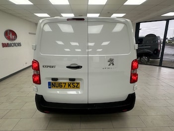 Used Peugeot Expert 2017 for sale - 79345317: Photo