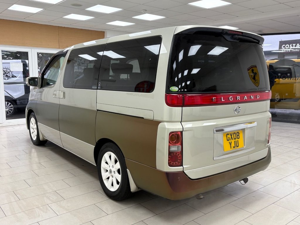 Used Nissan Elgrand 2021 for sale - 77369026: Photo 12