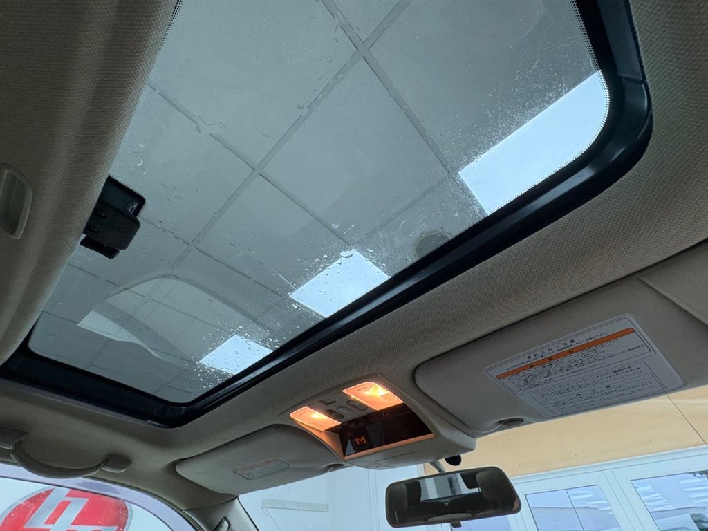 Used Nissan Elgrand 2021 for sale - 77369026: Photo 39