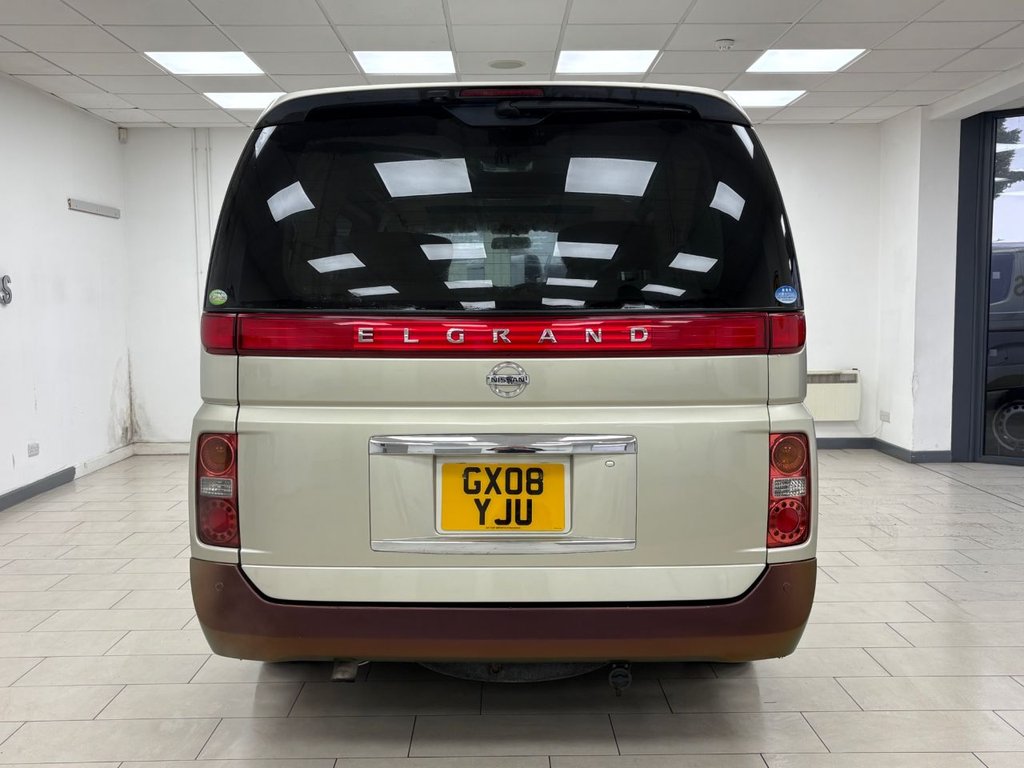 Used Nissan Elgrand 2021 for sale - 77369026: Photo 8