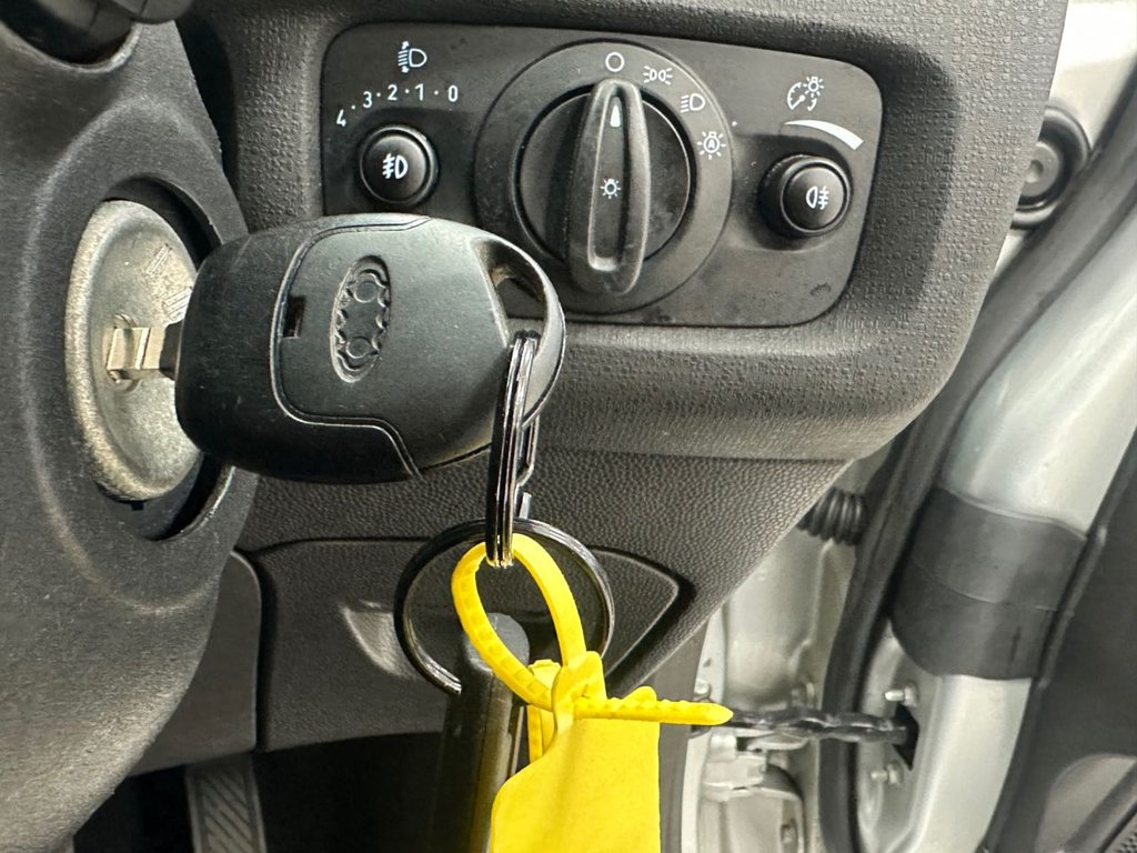 Used Ford Fiesta 2016 for sale - 77621060: Photo 31