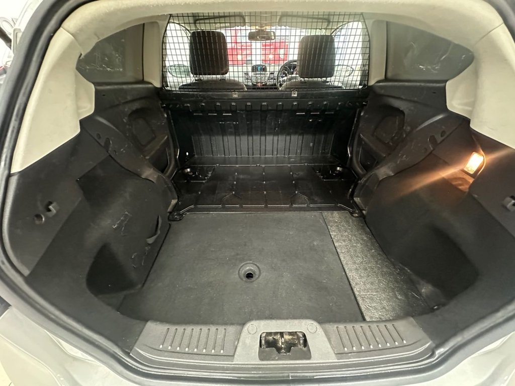 Used Ford Fiesta 2016 for sale - 77621060: Photo 4