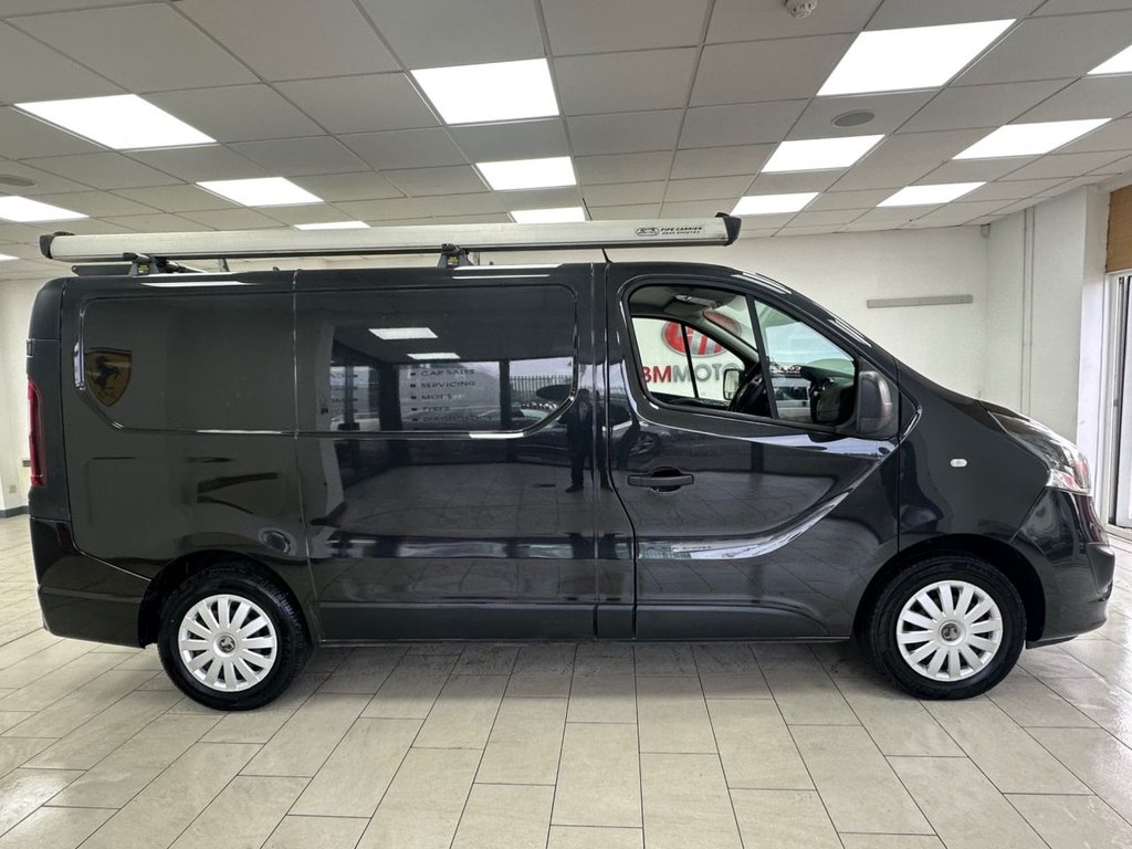 Used Vauxhall Vivaro 2018 for sale - 77879724: Photo 2