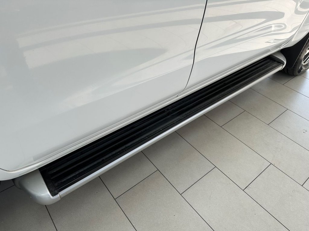 Used Nissan Navara 2016 for sale - 76333457: Photo 21