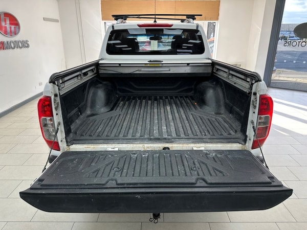 Used Nissan Navara 2016 for sale - 76333457: Photo 5