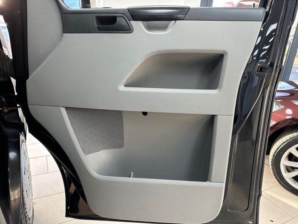 Used Volkswagen Transporter 2013 for sale - 76454217: Photo 29