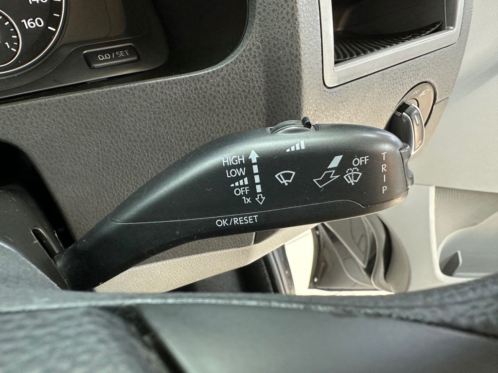 Used Volkswagen Transporter 2013 for sale - 76454217: Photo 39