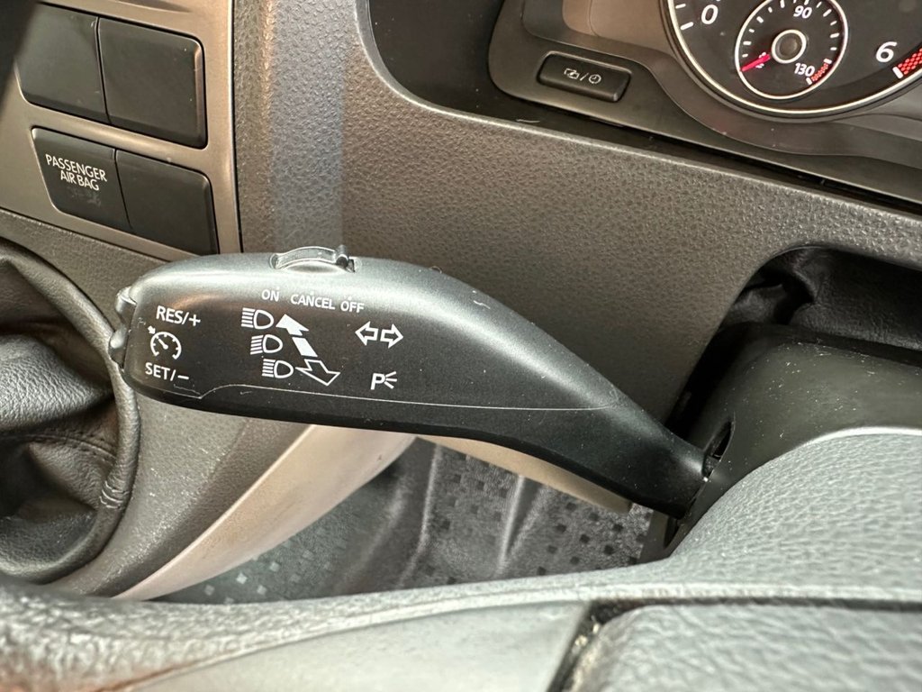 Used Volkswagen Transporter 2013 for sale - 76454217: Photo 44