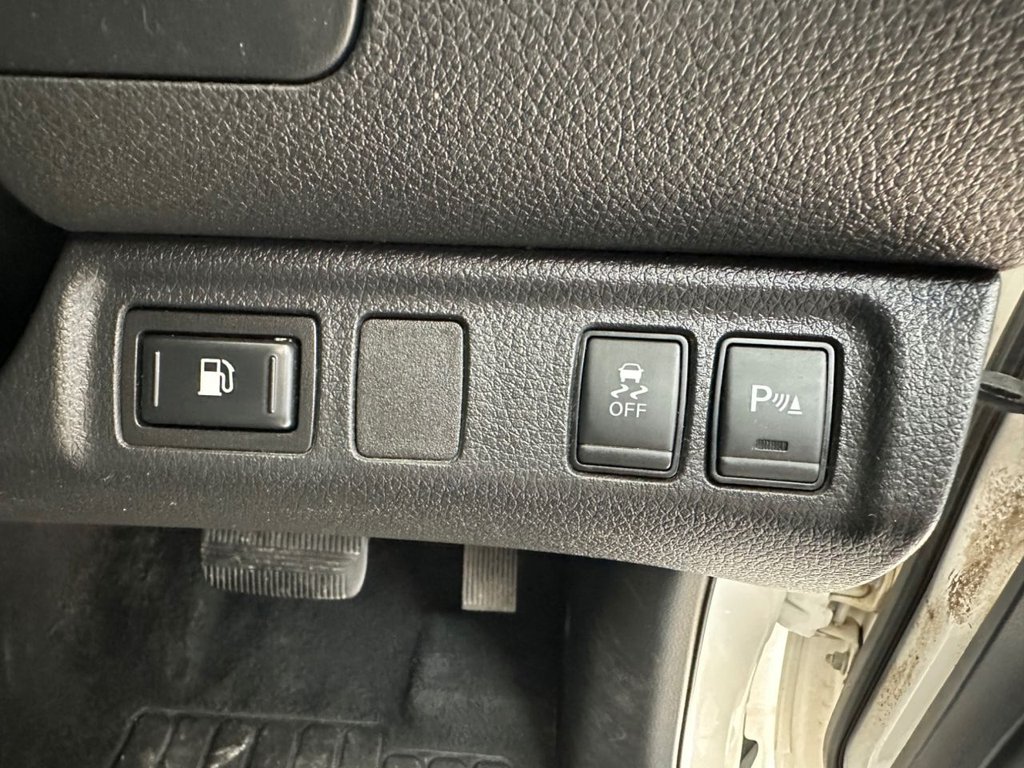 Used Nissan Navara 2018 for sale - 76395781: Photo 37