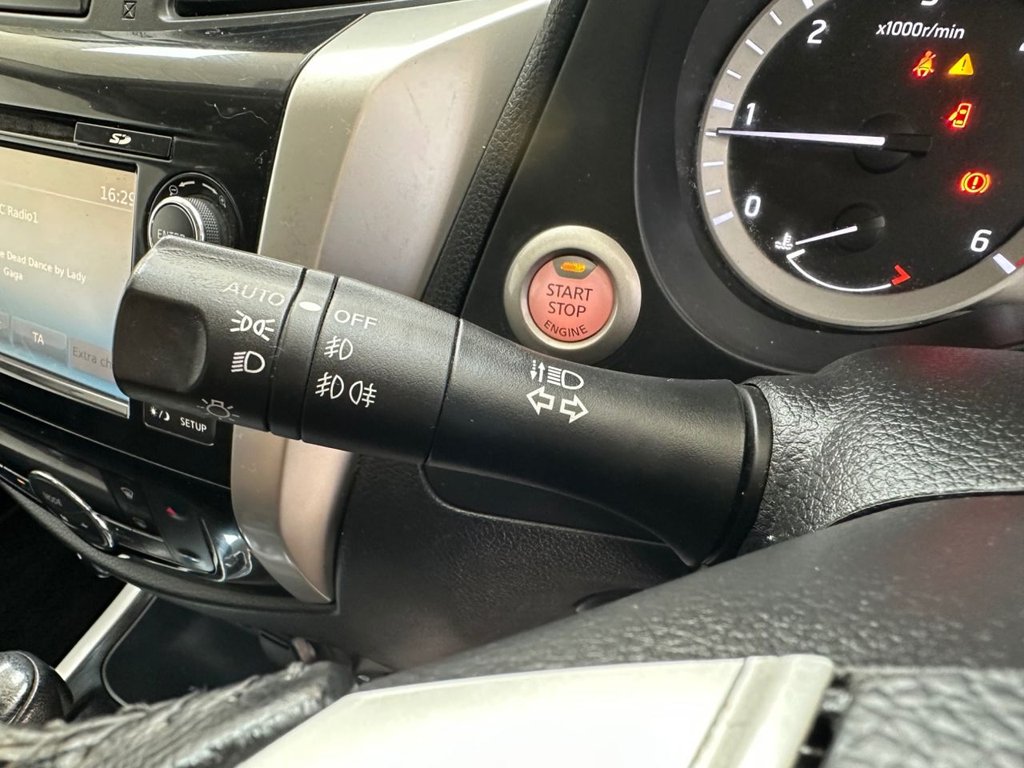 Used Nissan Navara 2018 for sale - 76395781: Photo 42