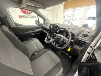 Used Citroen Berlingo 2021 for sale - 78943304: Photo